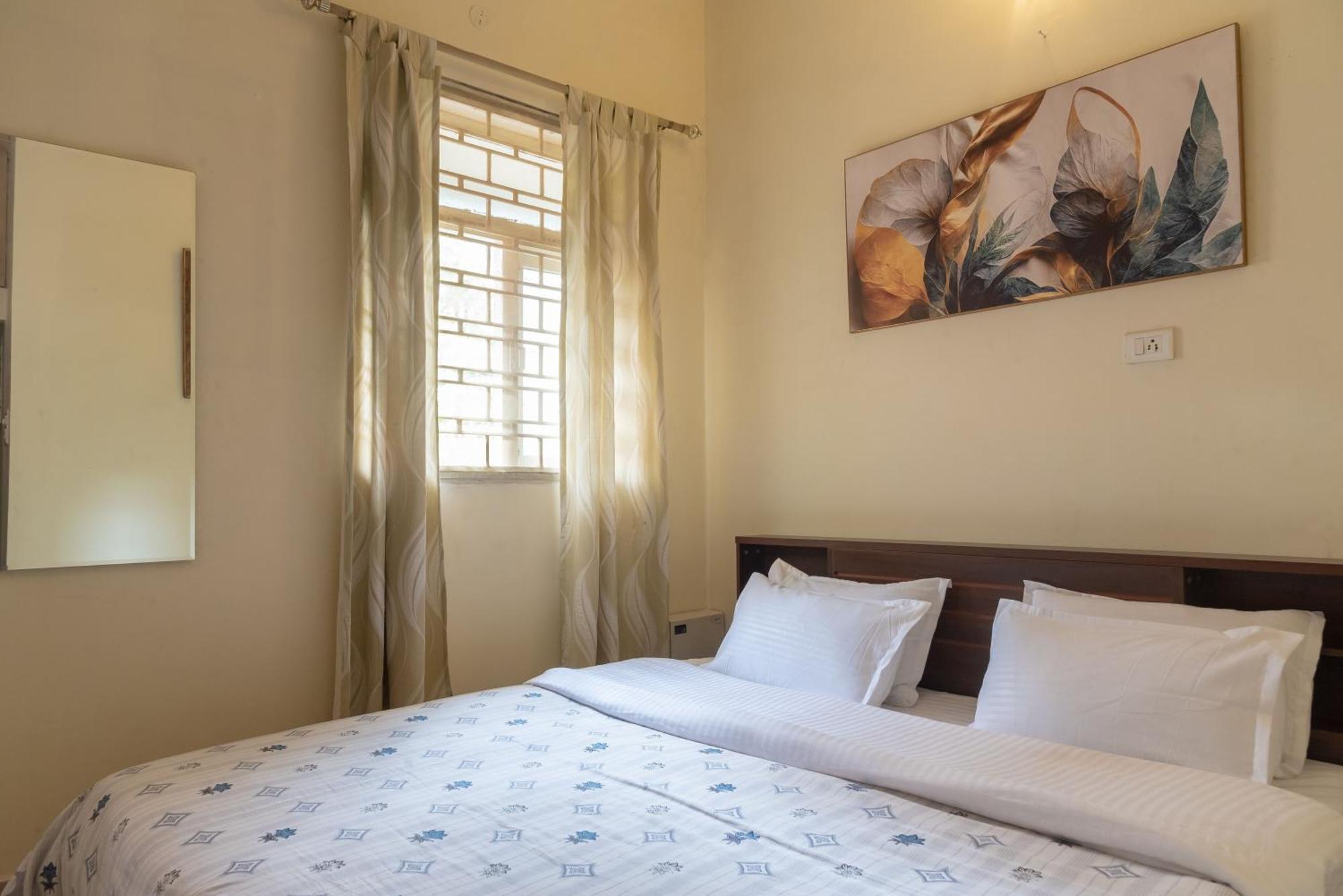 The Urban Grandeur 1 Bed & Breakfast Guwahati Exterior foto